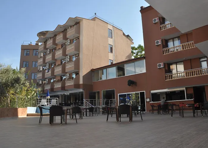 Akdora Resort&spa Hotell 3*