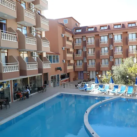 מלון Akdora Resort&spa 3*